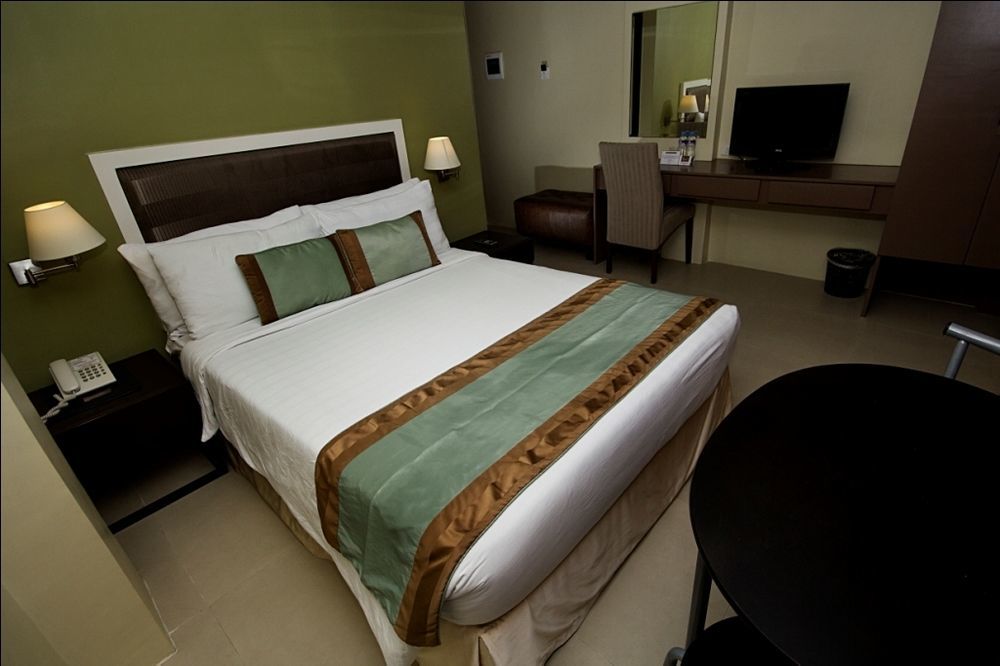 Mango Suites Tuguegarao City Εξωτερικό φωτογραφία